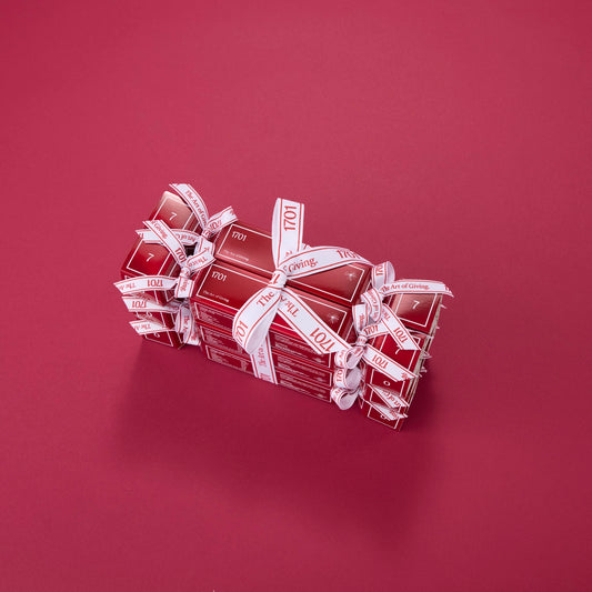 Set of 6 Red Macadamia Nougat Filled Crackers (60g per cracker) - 1701