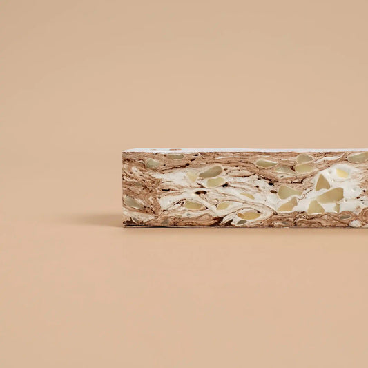 Dark Chocolate & Macadamia Honey Nougat Bar (40g) - 1701