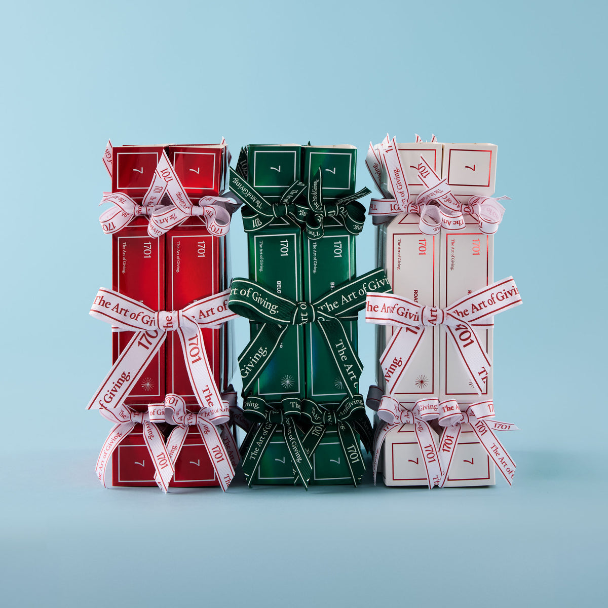 Set of 6 Festive Crackers (60g Per Cracker)