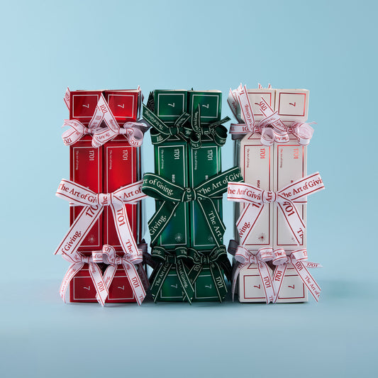 Set of 6 Festive Crackers (60g Per Cracker)