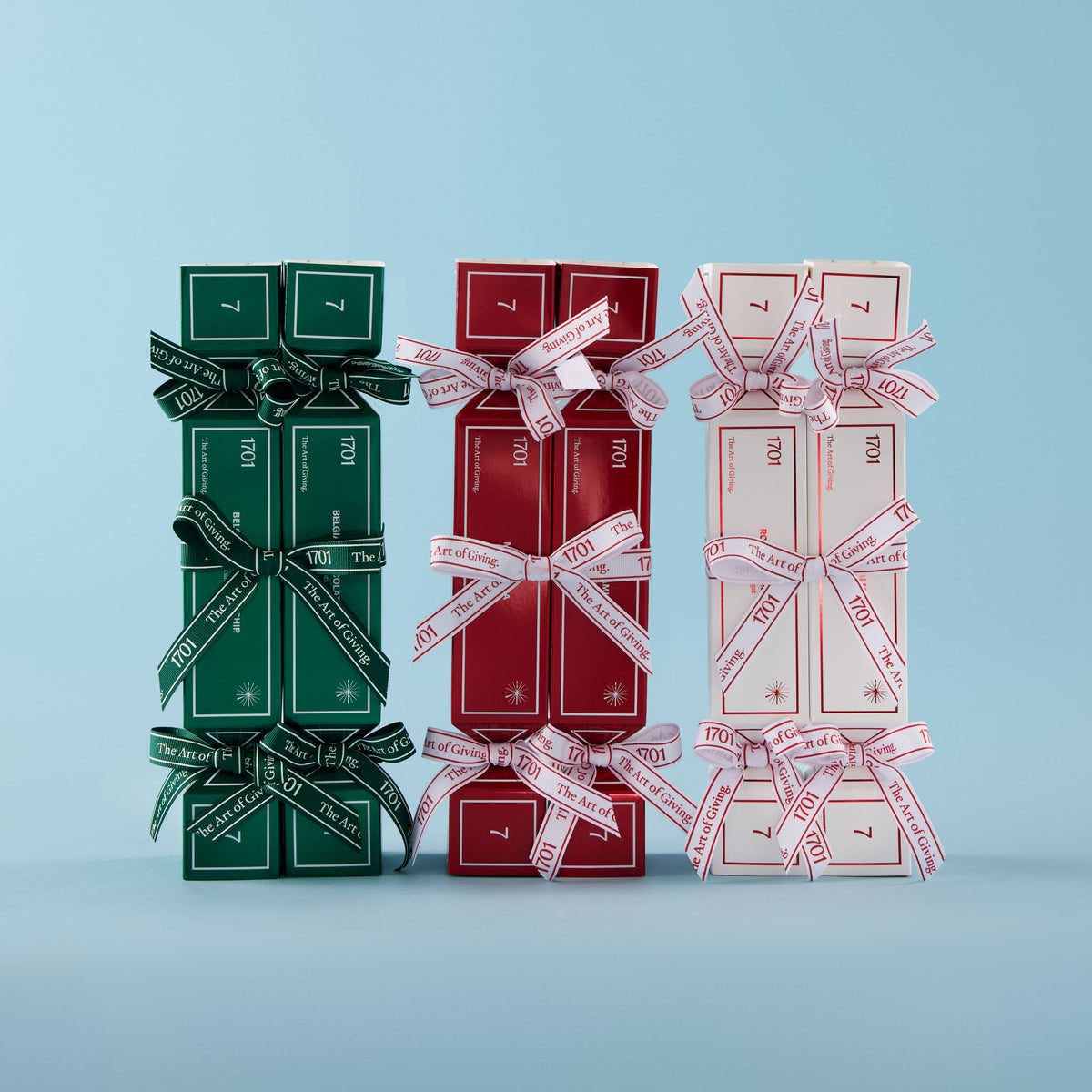 Set of 2 Festive Crackers (60g Per Cracker)