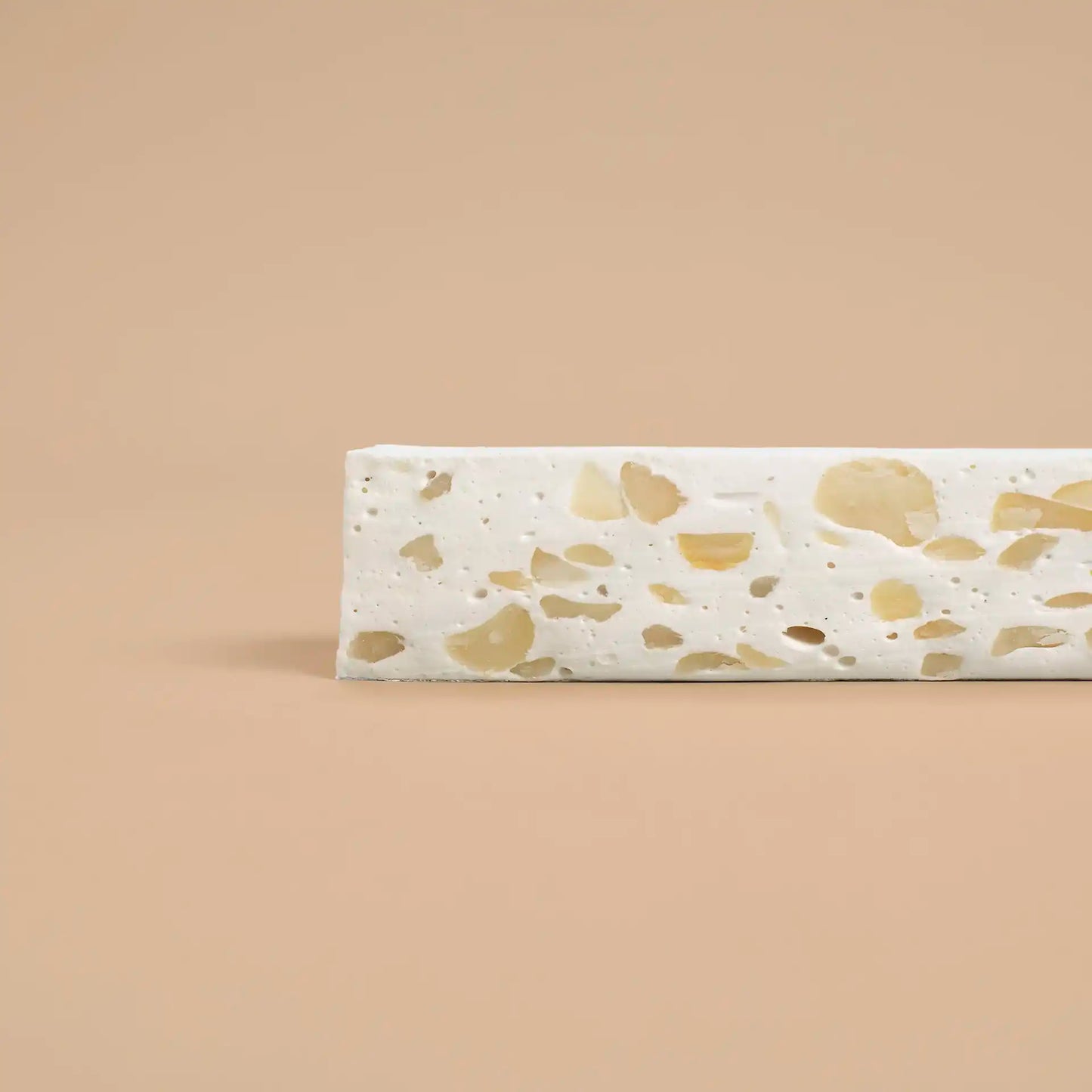 Macadamia Honey Nougat Bar (100g) - 1701